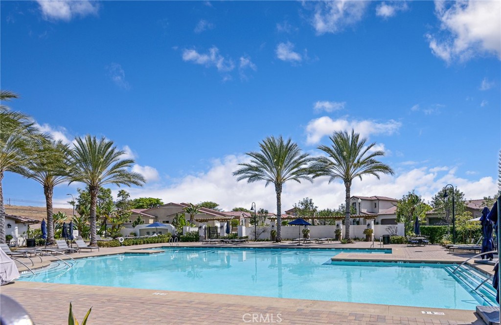 280 BUENA VIDA Drive 207