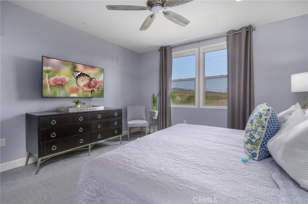 280 BUENA VIDA Drive 207