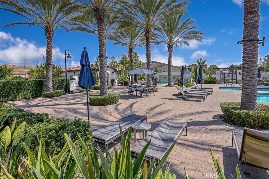 280 BUENA VIDA Drive 207