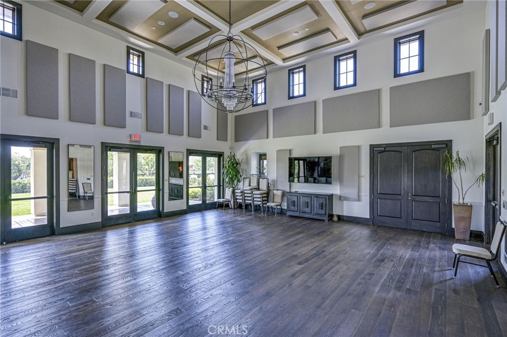 280 BUENA VIDA Drive 207