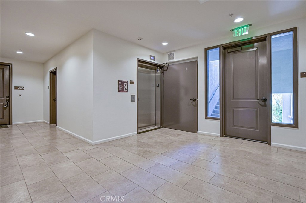 280 BUENA VIDA Drive 207