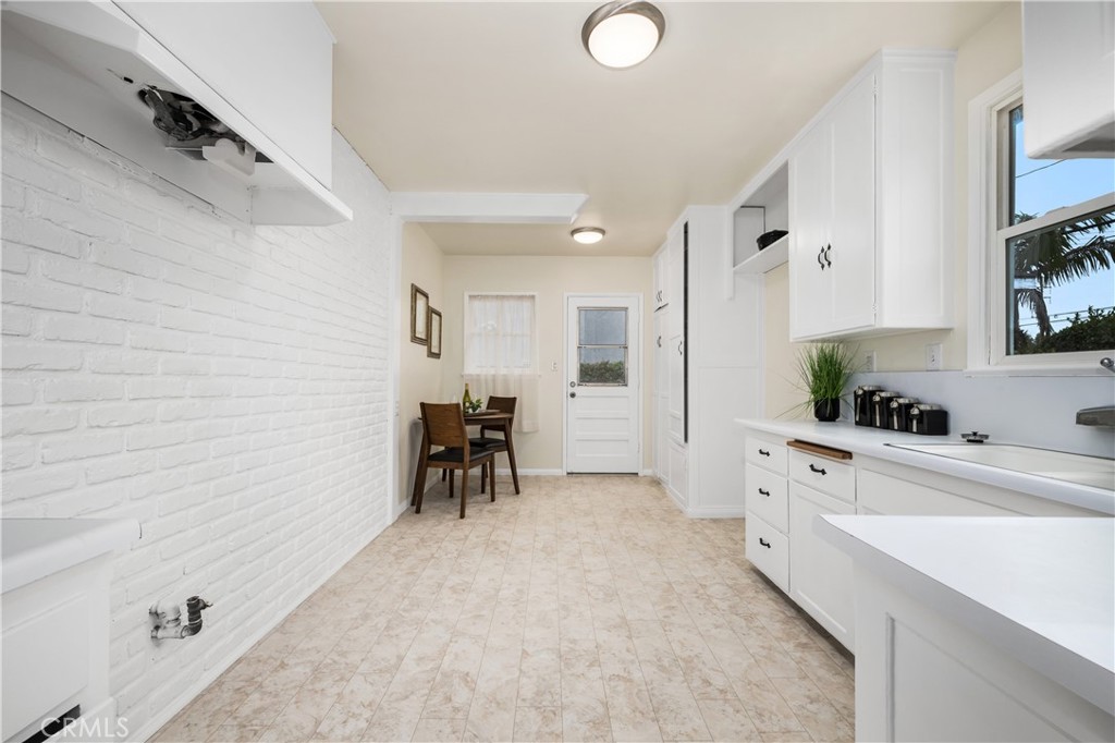 4232 Conquista Avenue