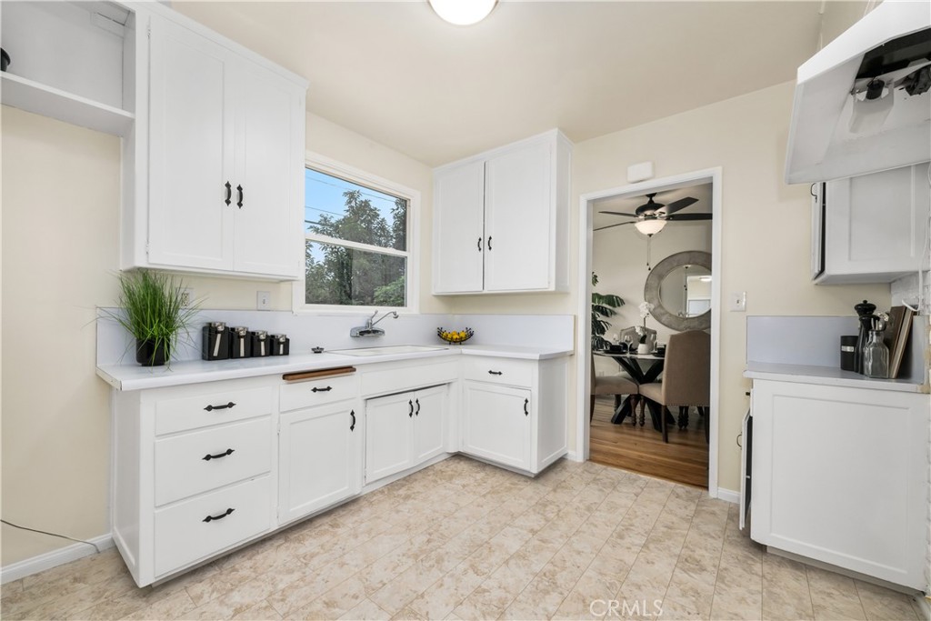 4232 Conquista Avenue