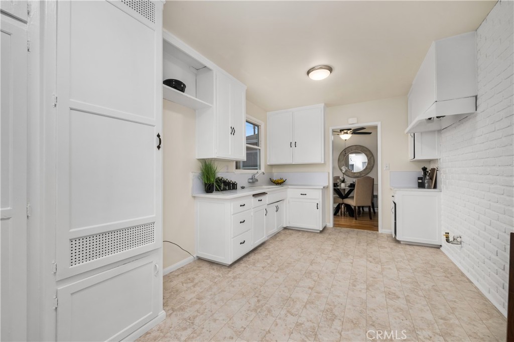 4232 Conquista Avenue