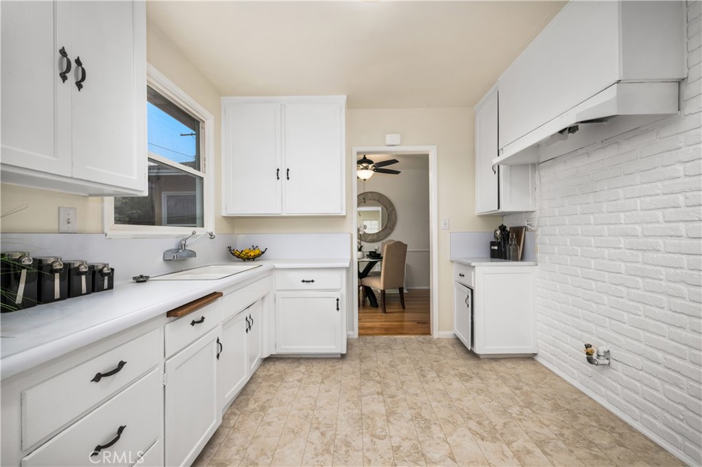 4232 Conquista Avenue