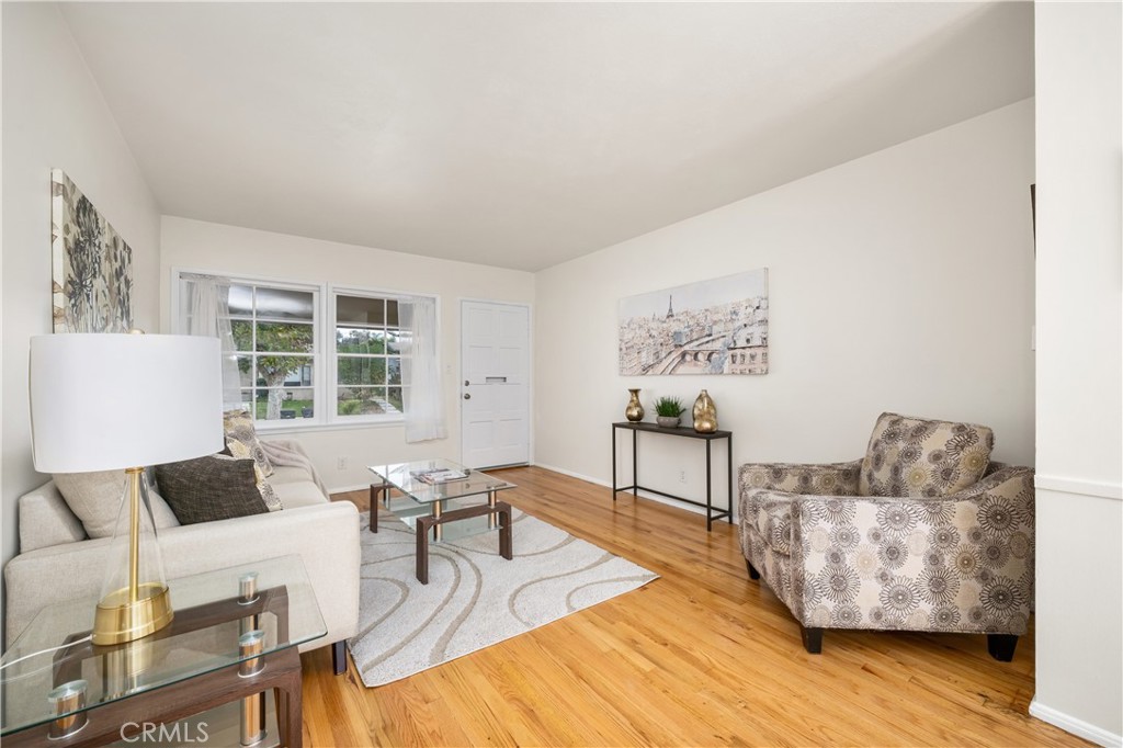 4232 Conquista Avenue