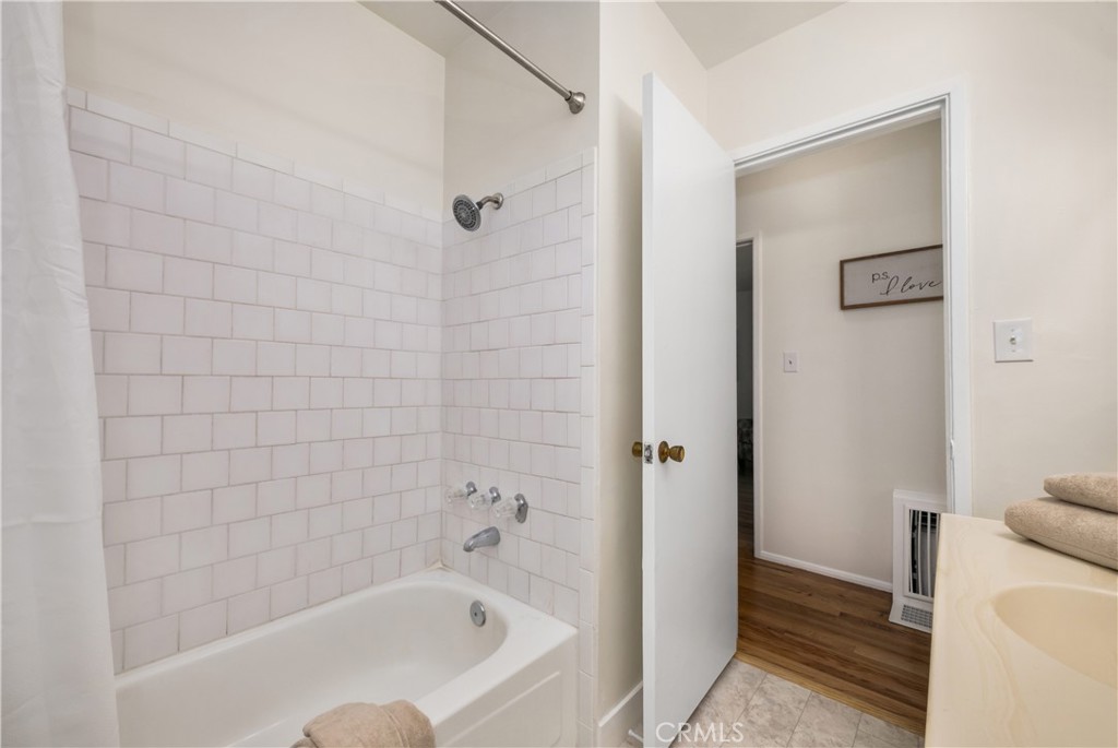 4232 Conquista Avenue