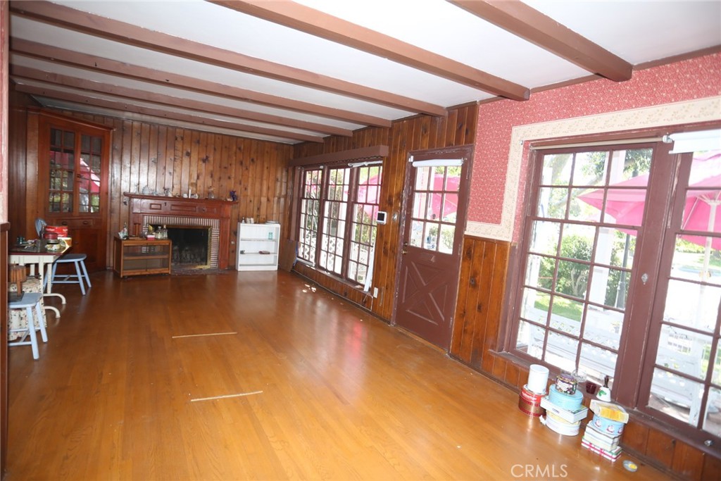 3306 San Anseline Avenue