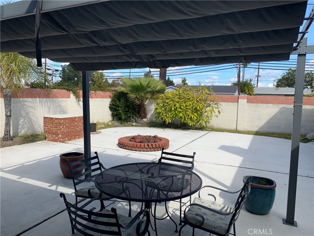 547 N Hanover Street