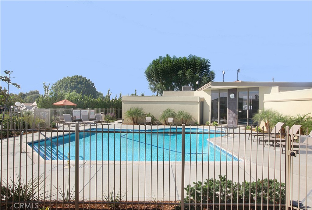 16757 Lake Ridge Way 198