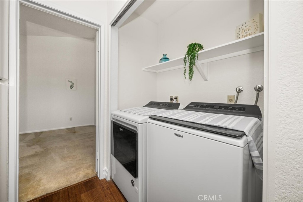 3561 W Greentree Circle F