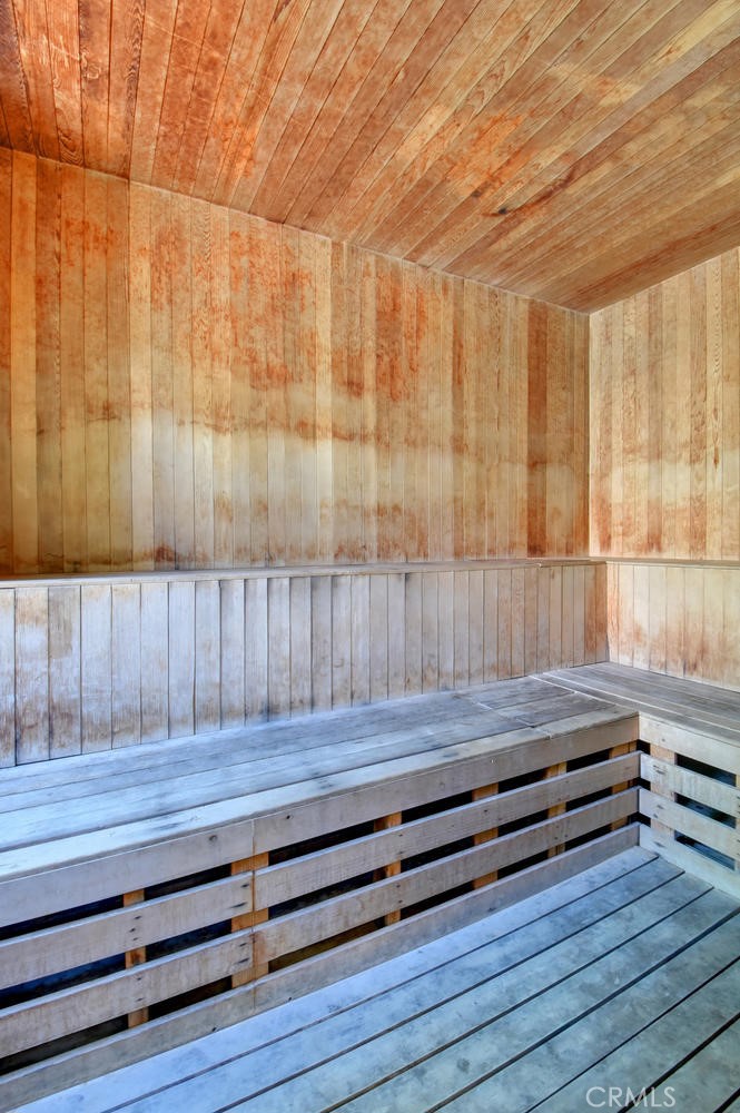 3561 W Greentree Circle F