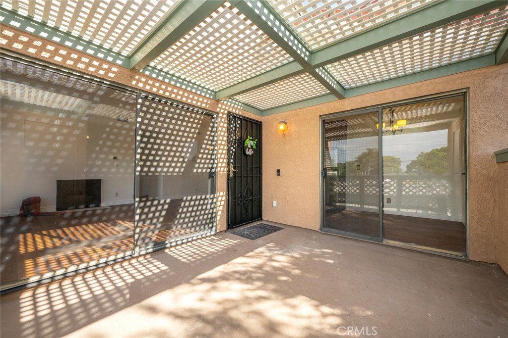 3561 W Greentree Circle F