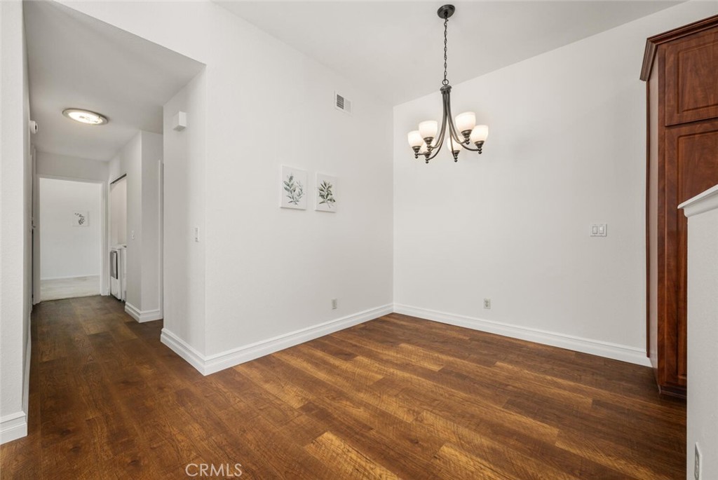 3561 W Greentree Circle F