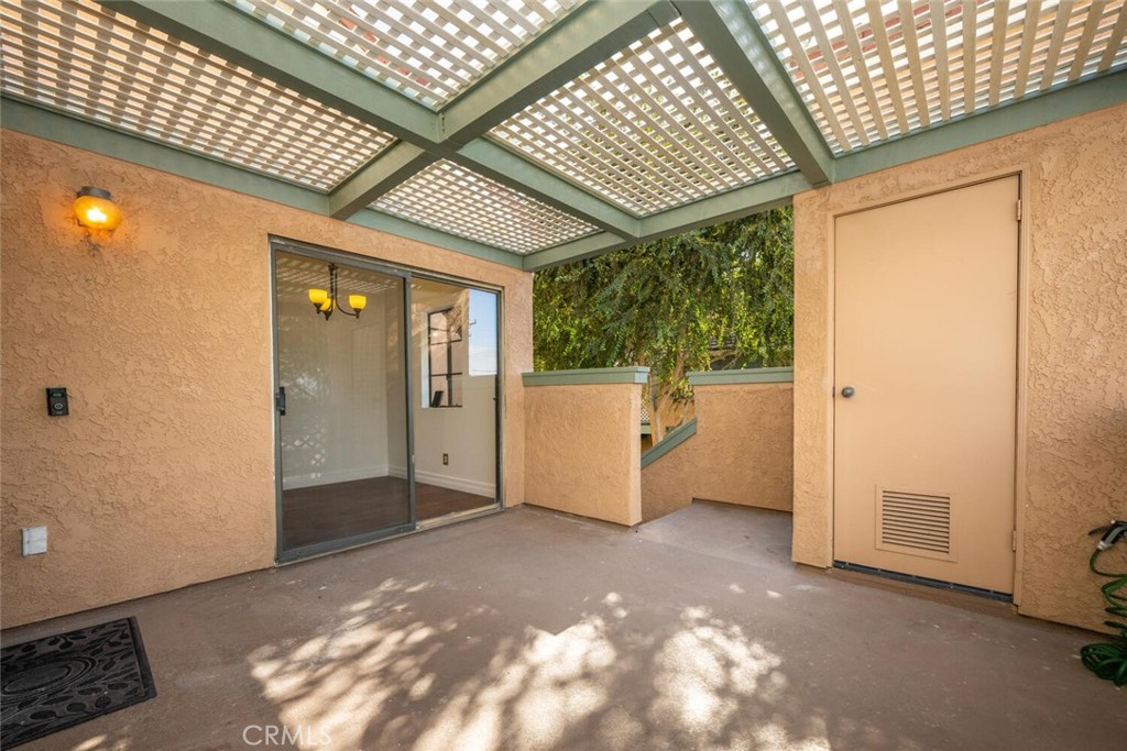 3561 W Greentree Circle F