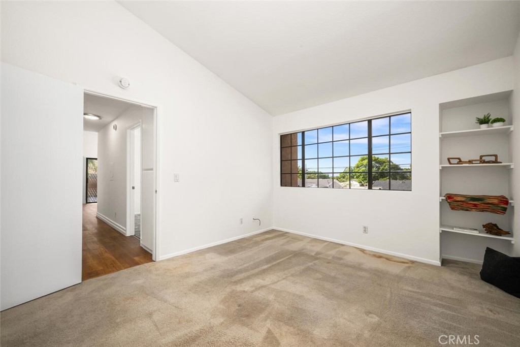 3561 W Greentree Circle F