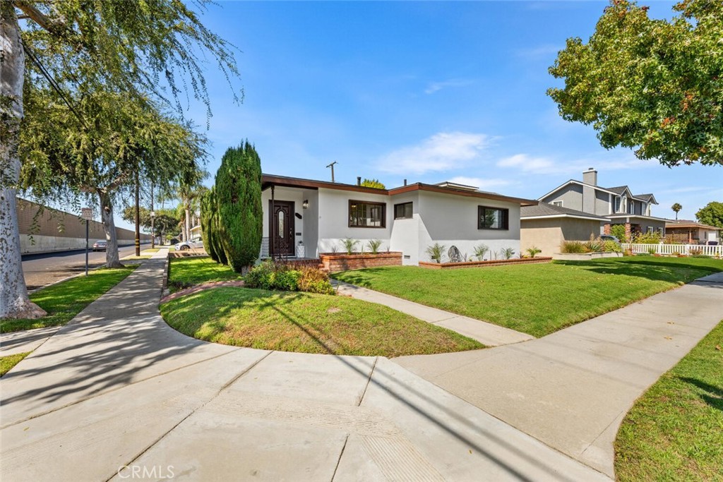 2279 Carfax Avenue