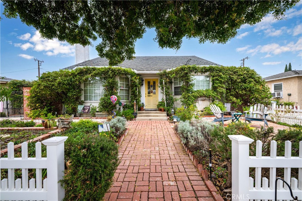 5221 E Keynote Street