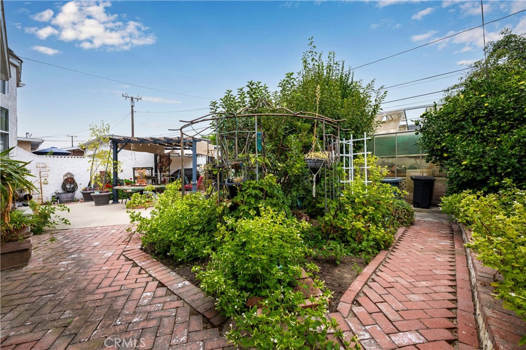 5221 E Keynote Street