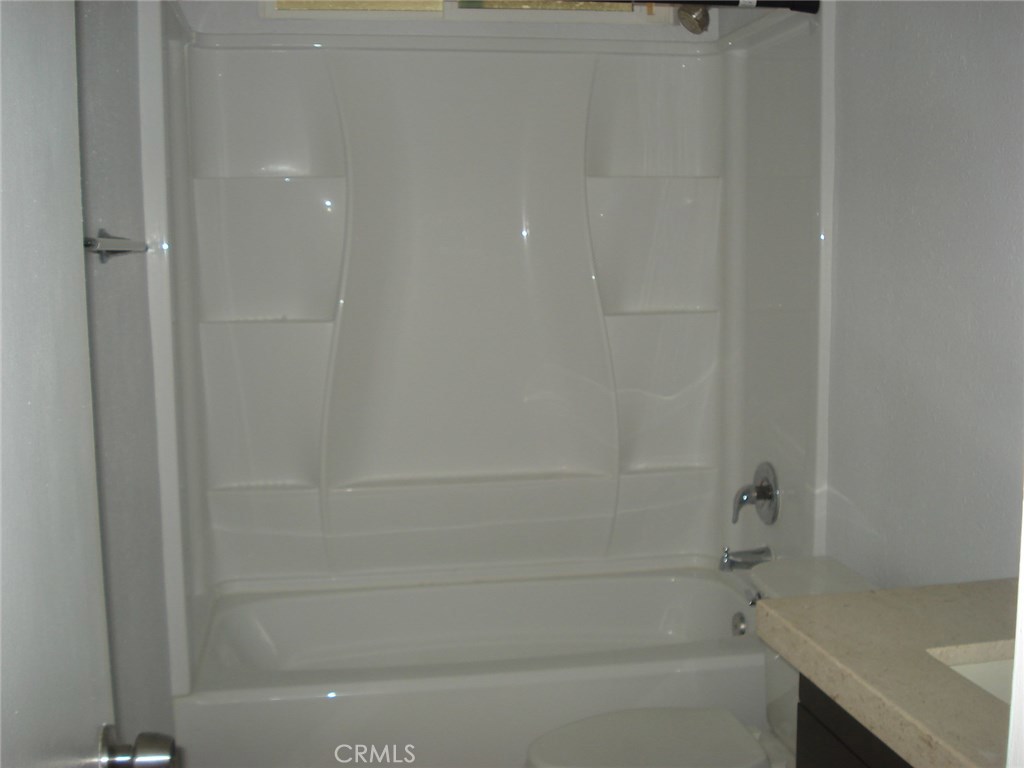 660 South Glassell Street 2