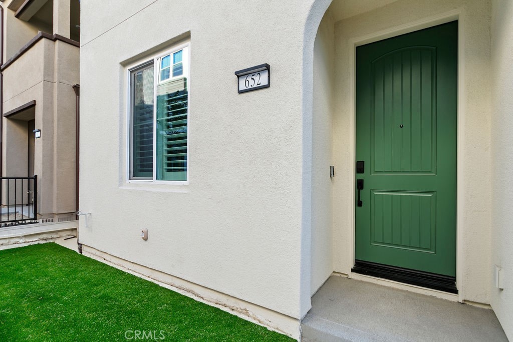 652 Prickly Pear Way