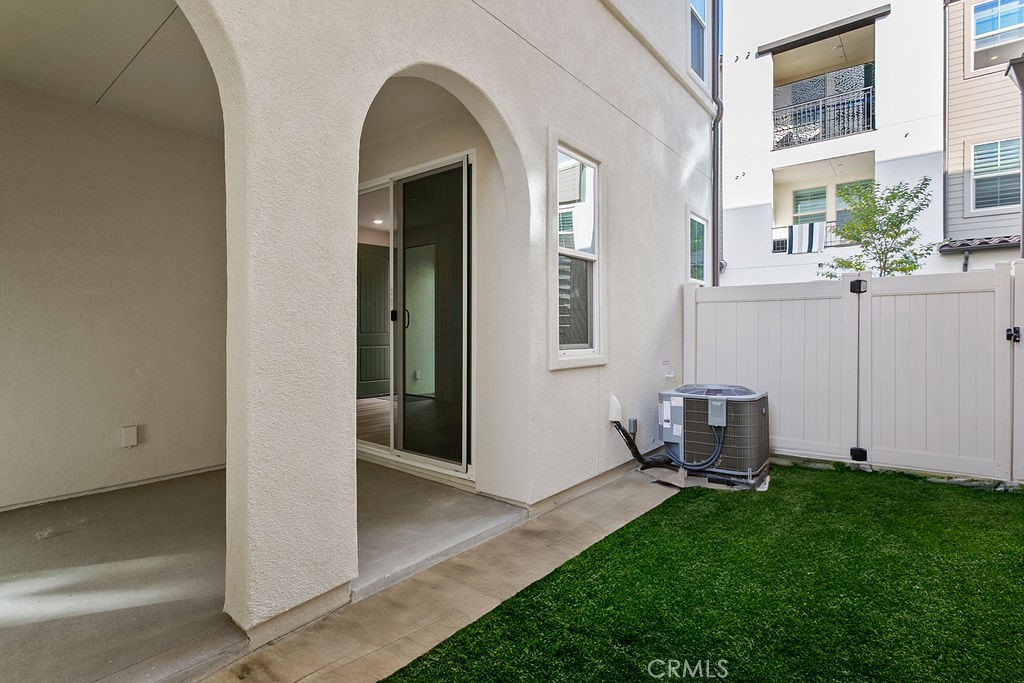 652 Prickly Pear Way