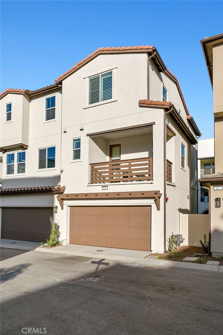 652 Prickly Pear Way