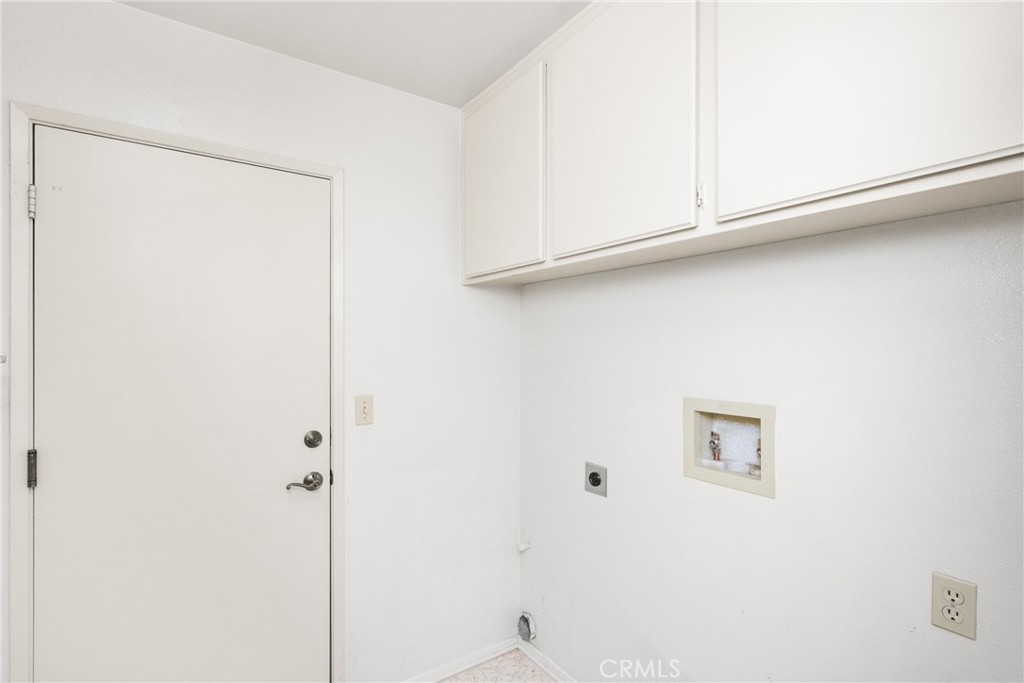 27121 Rangewood Street