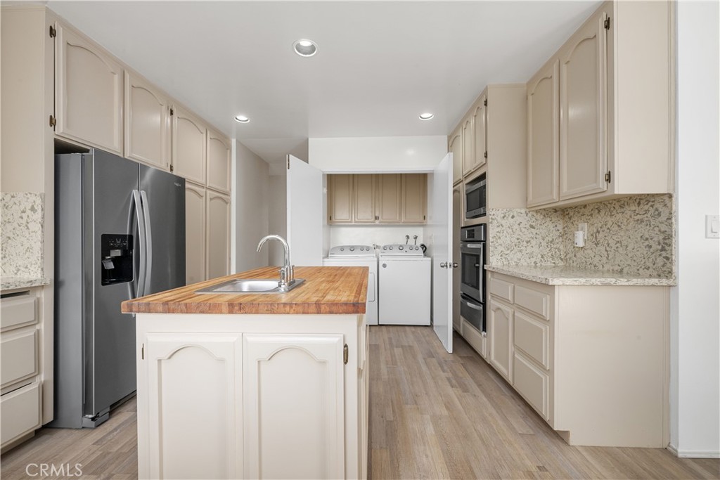 6724 E El Salvador Street