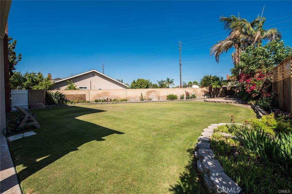 128 S Plantation Place