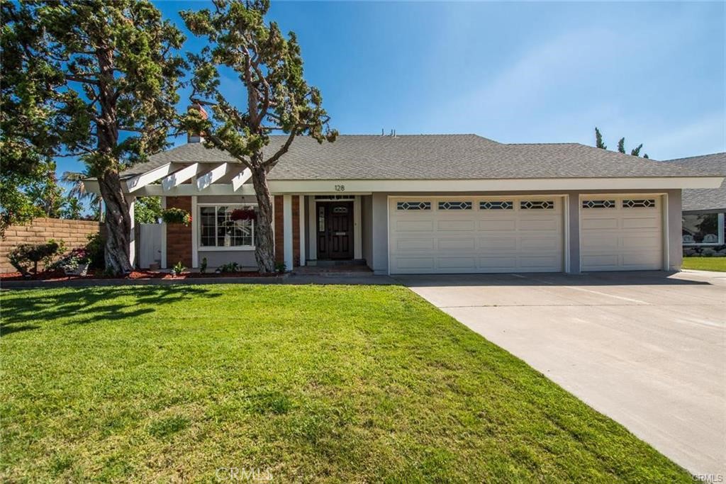 128 S Plantation Place