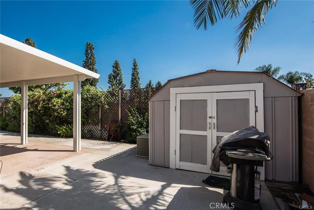 128 S Plantation Place