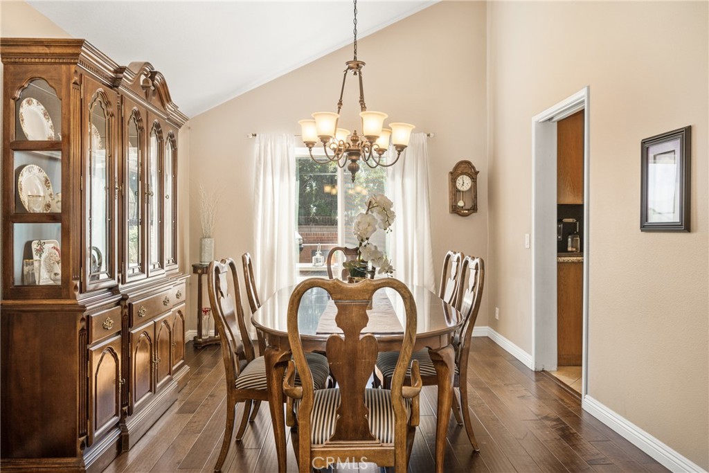 24440 Via Arriba Linda