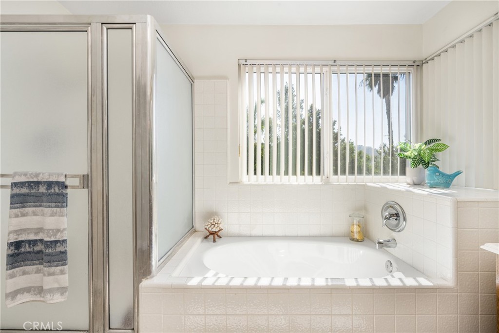 24440 Via Arriba Linda