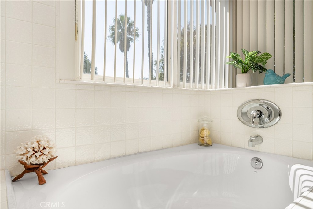 24440 Via Arriba Linda