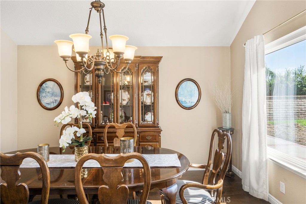 24440 Via Arriba Linda