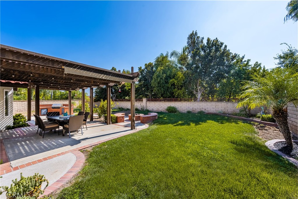 24440 Via Arriba Linda