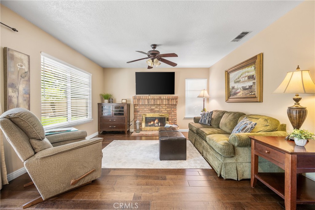 24440 Via Arriba Linda