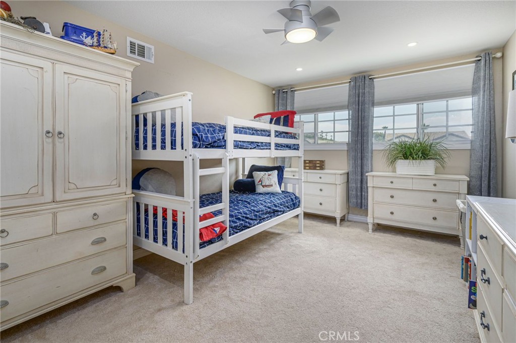 4373 MAHOGANY Circle