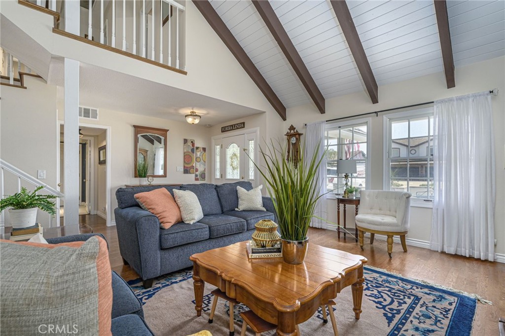 4373 MAHOGANY Circle