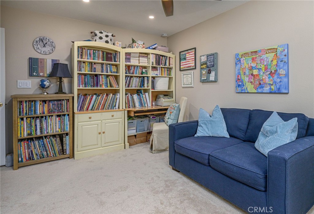 4373 MAHOGANY Circle