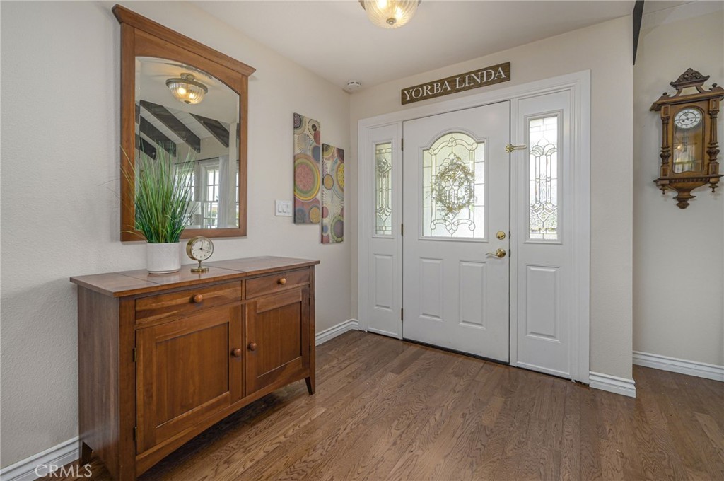 4373 MAHOGANY Circle