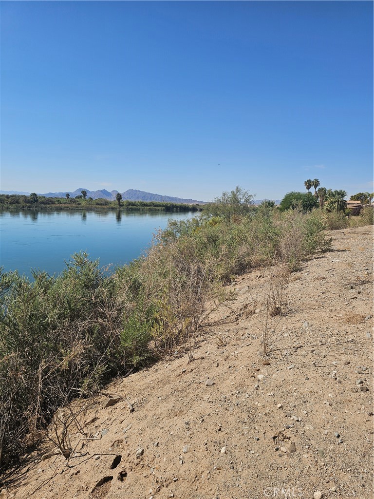 7825 Rio Vista Drive