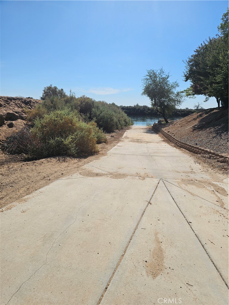 7825 Rio Vista Drive