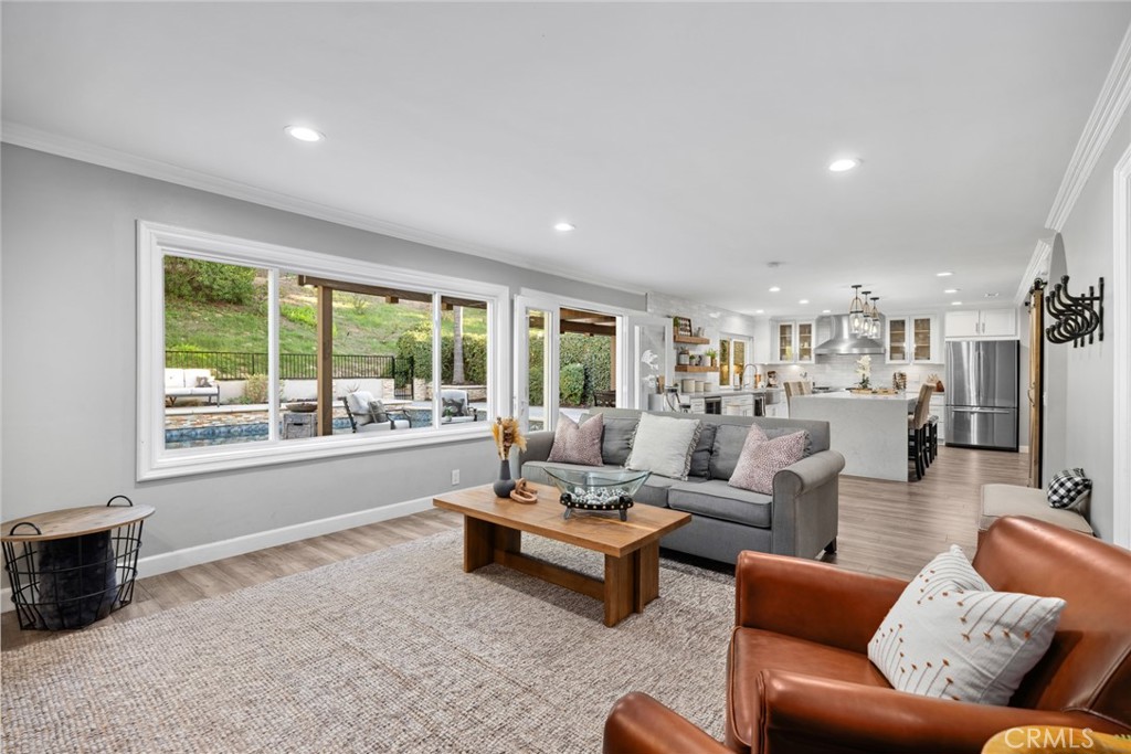 6832 E Georgetown Circle