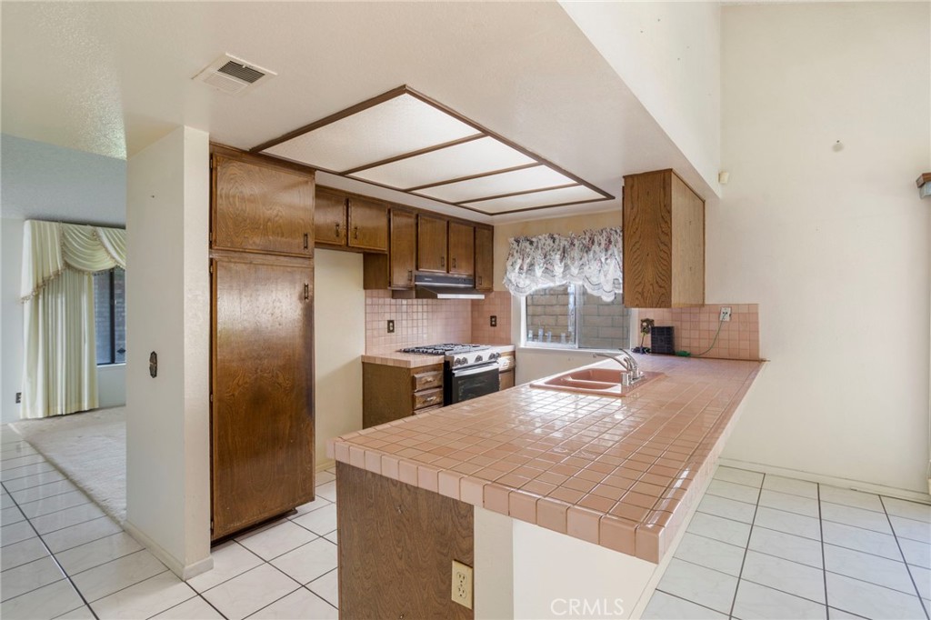 7408 E Calle Durango