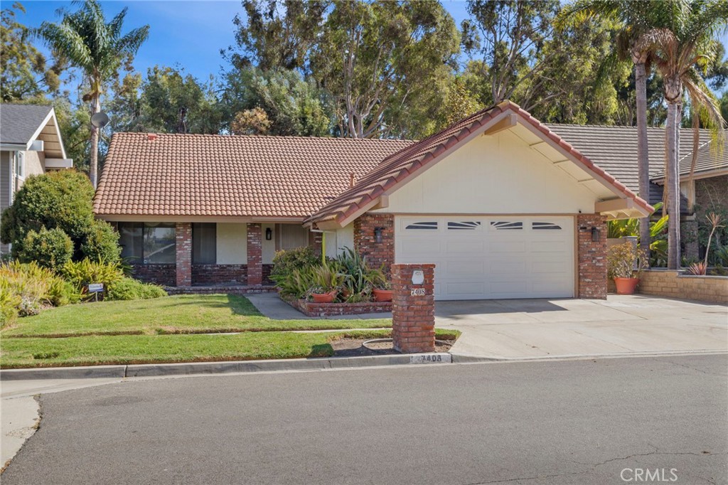 7408 E Calle Durango