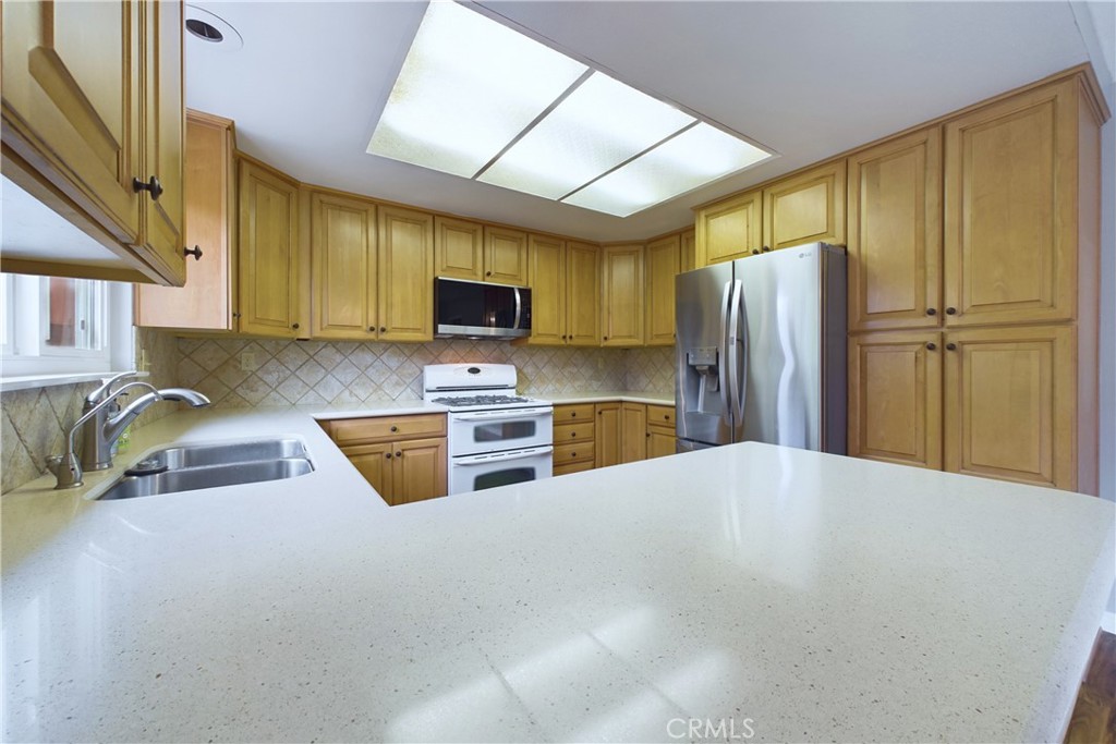 9338 Christopher Street