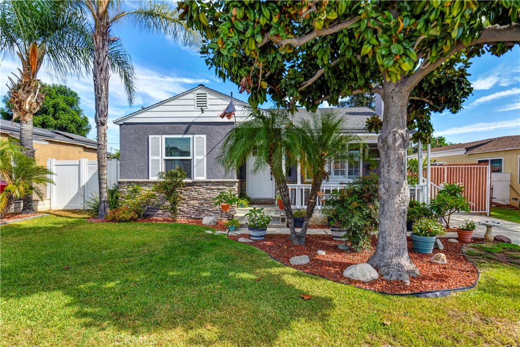 312 South Valencia