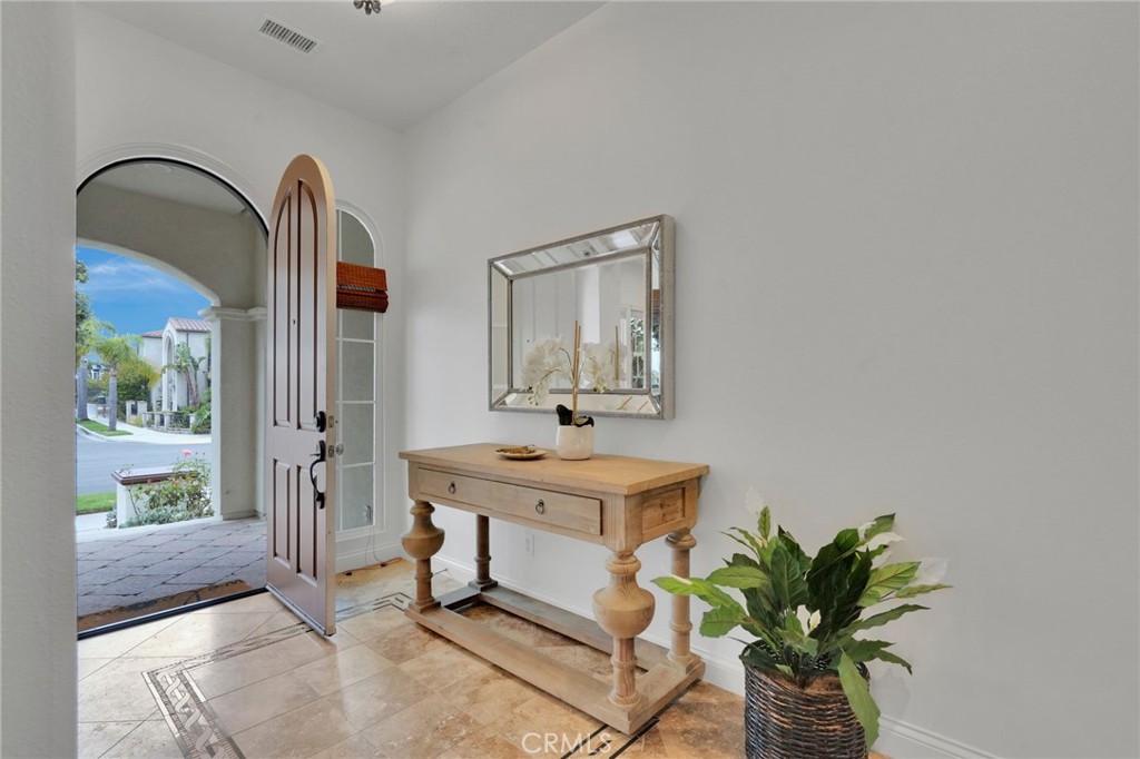 4007 W Hemlock Street